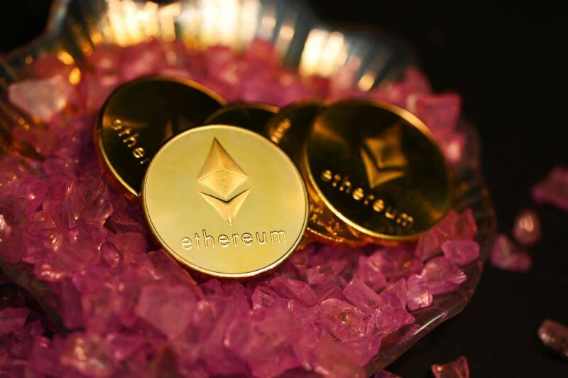 Imagen de una moneda de Ethereum