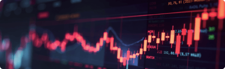 Grafik candlestick merah yang menunjukkan fluktuasi harga saham dan momentum pasar.