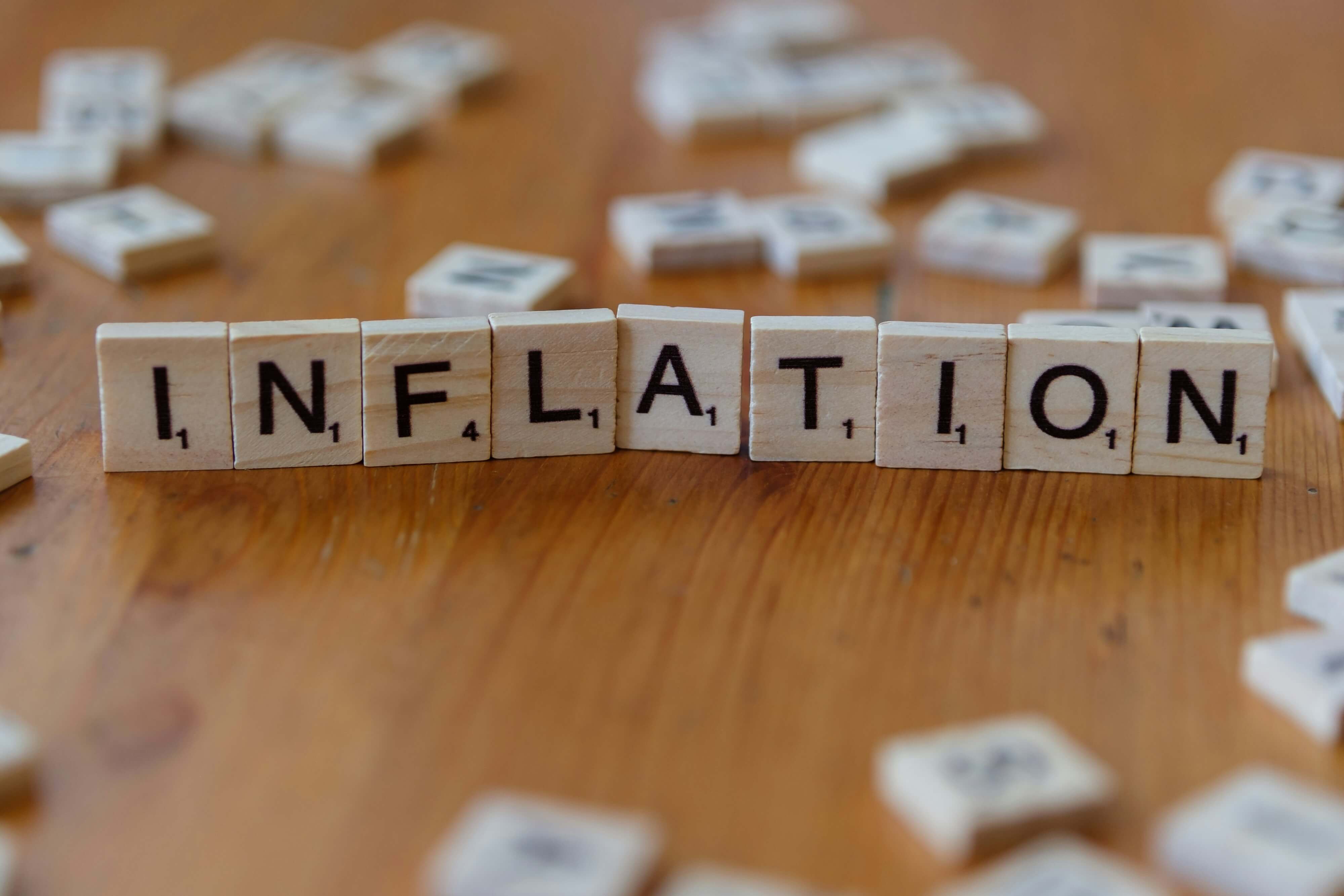 Imagen de unas fichas en las que se lee InflaciÃ³n