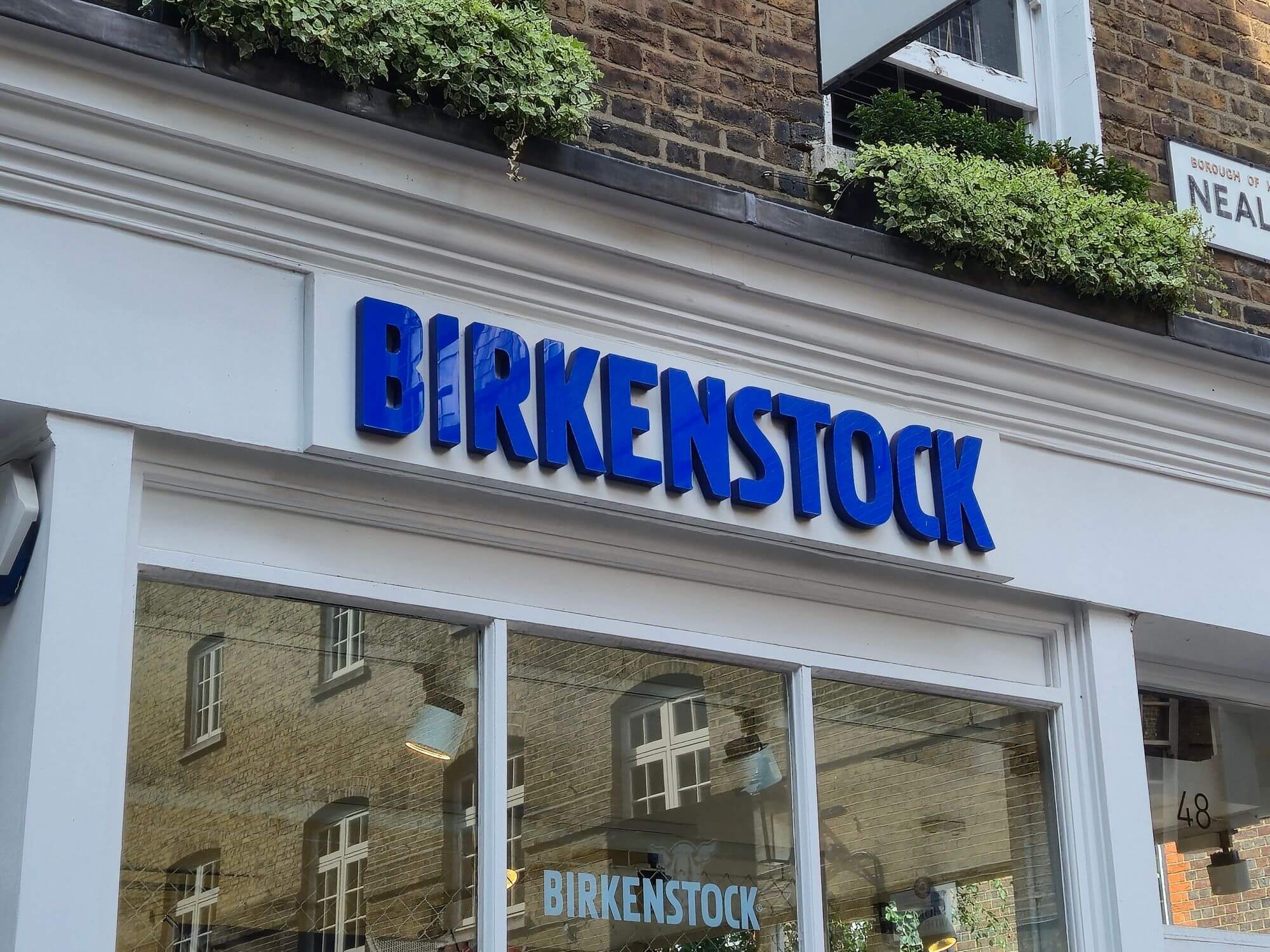 Imagen de una tienda de Birkenstock