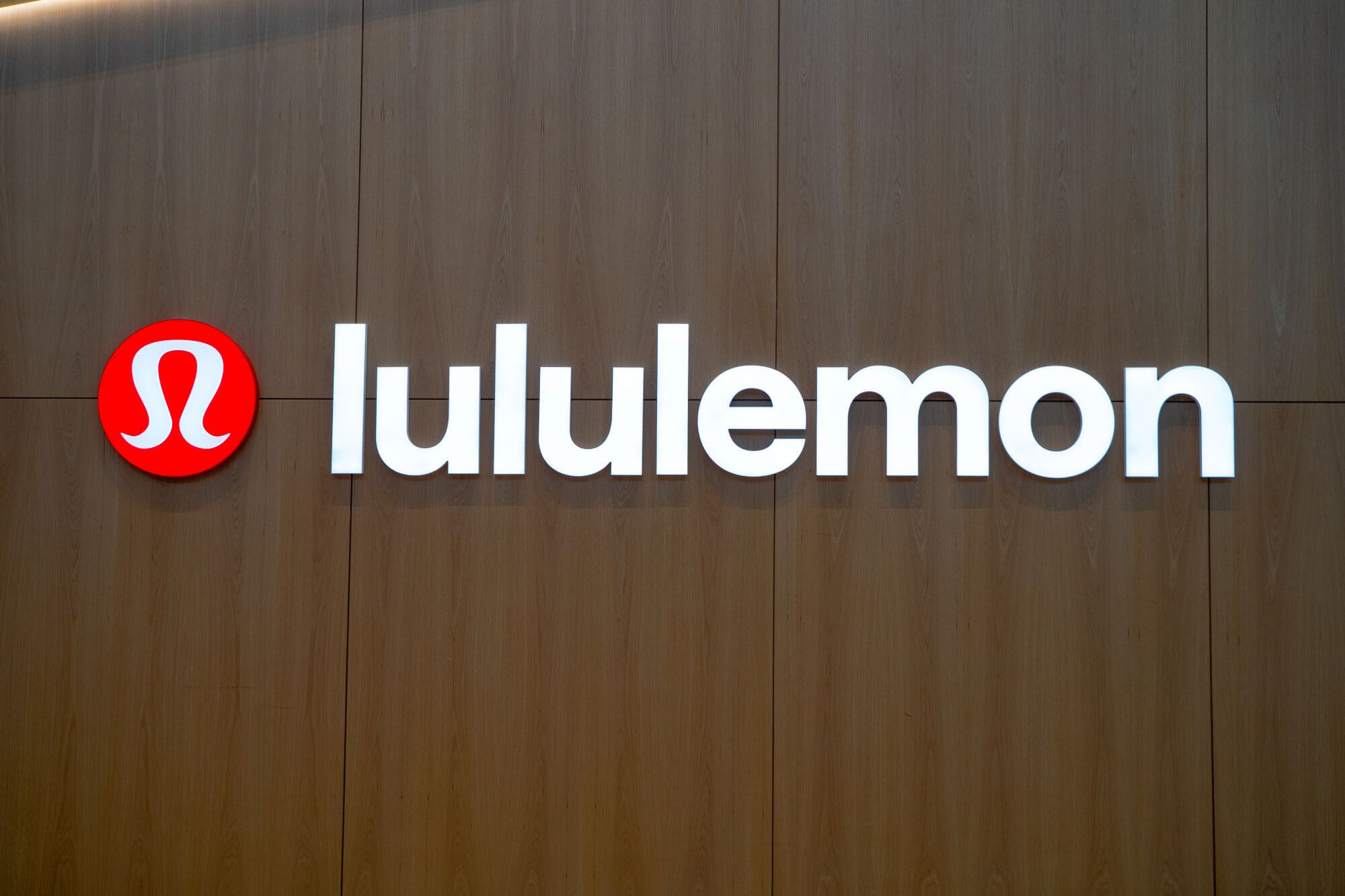 Imagen del logo de Lululemon