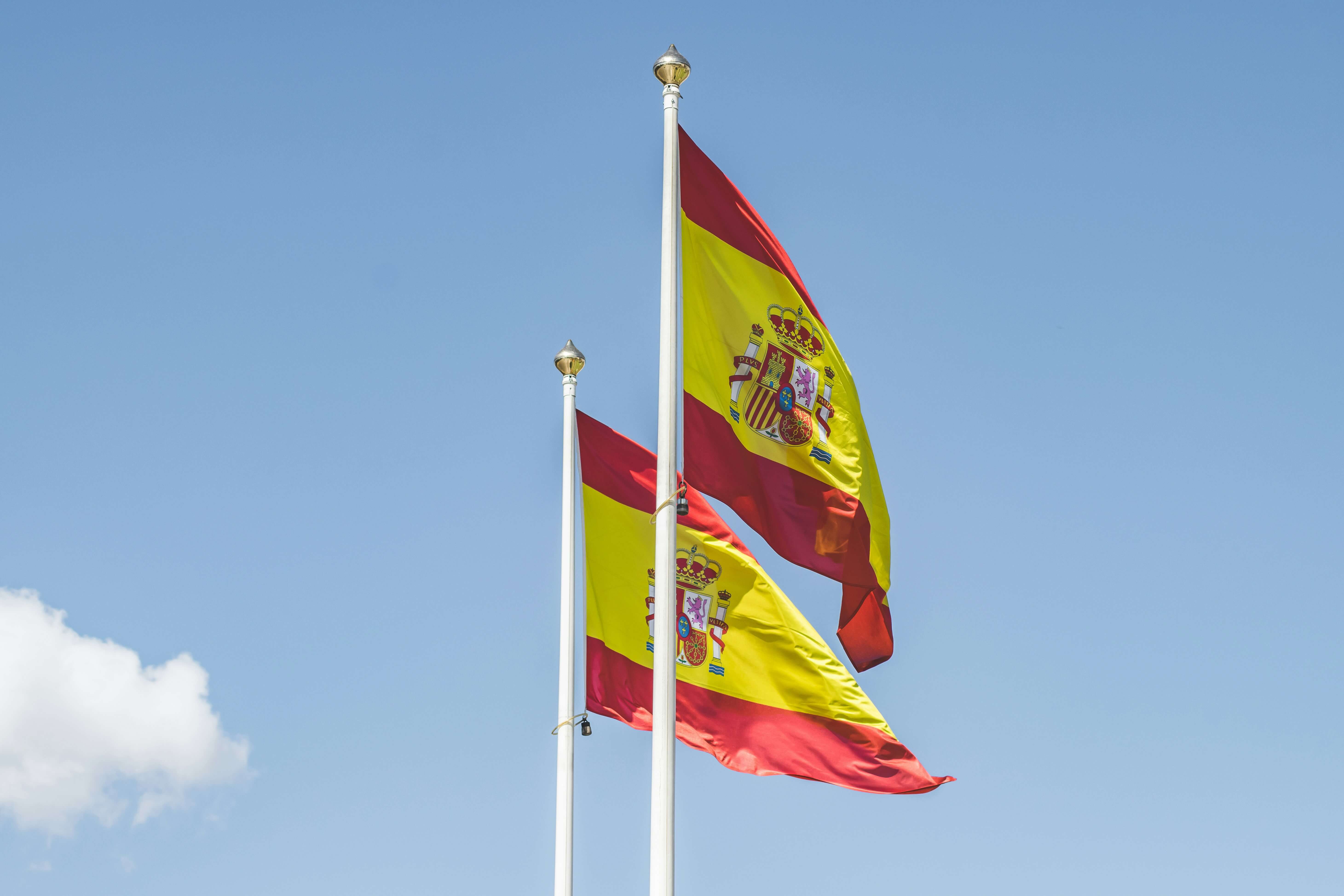 Imagen de la bandera de EspaÃ±a en un artÃ­culo sobre el cierre del Ibex 35