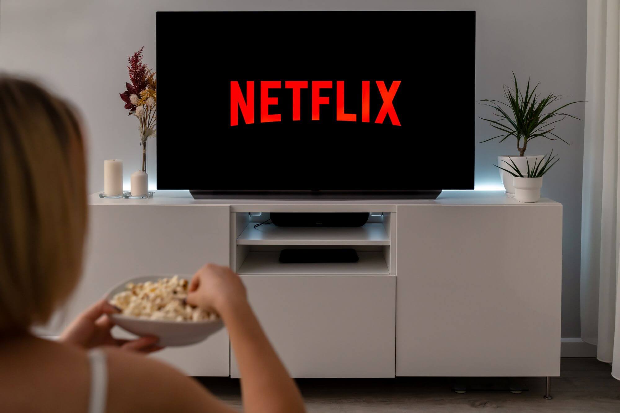 Imagen de una pantalla con el logo de Netflix