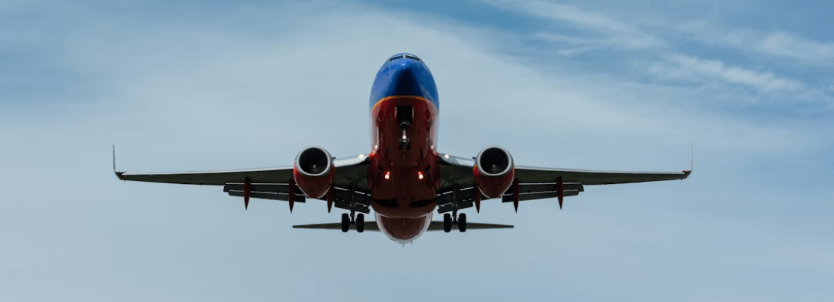 Imagen de un aviÃ³n en un artÃ­culo sobre las vacaciones de 2026