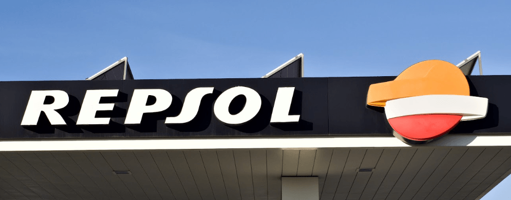 Imagen de una gasolinera de Repsol
