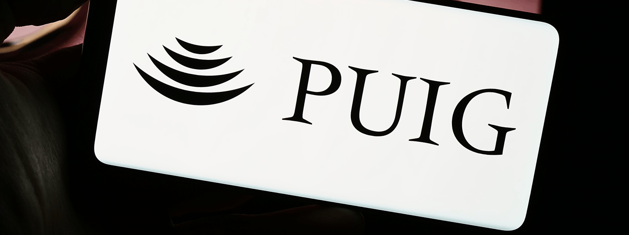 Imagen de un mÃ³vil en el que se lee Puig