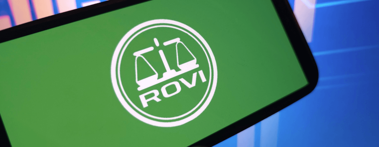 Imagen de un mÃ³vil en el que se lee Rovi