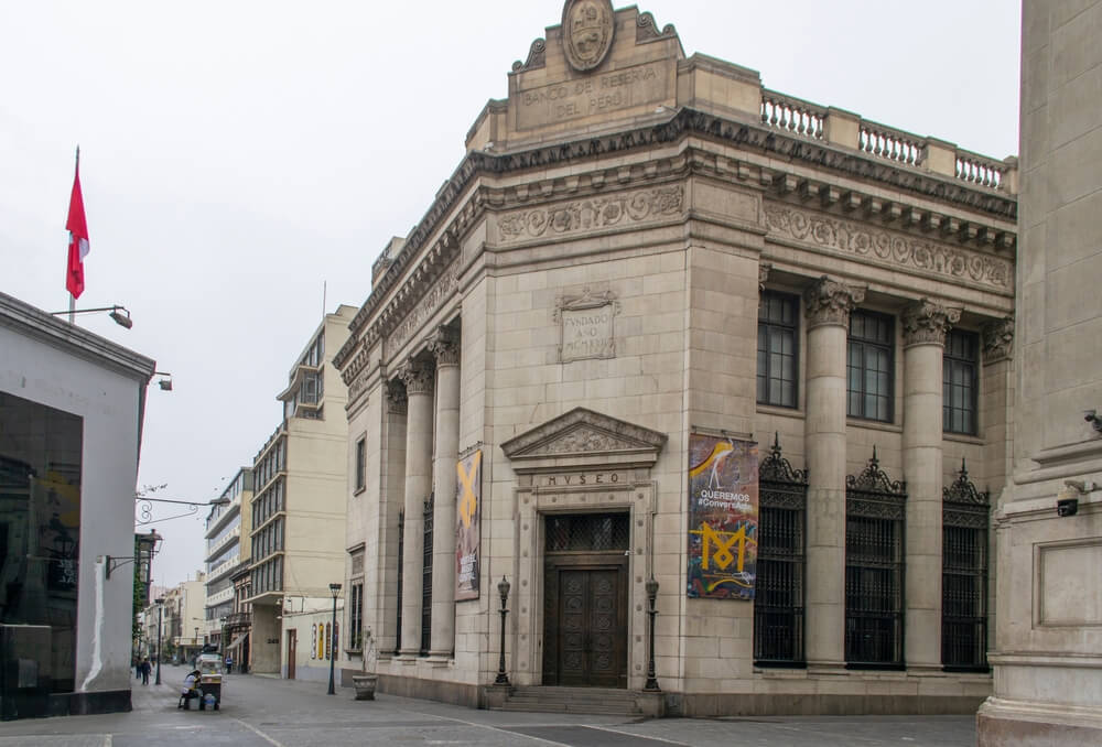 El edificio del banco central de la reserva de peru
