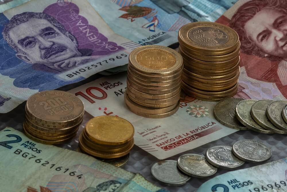 pesos colombianos