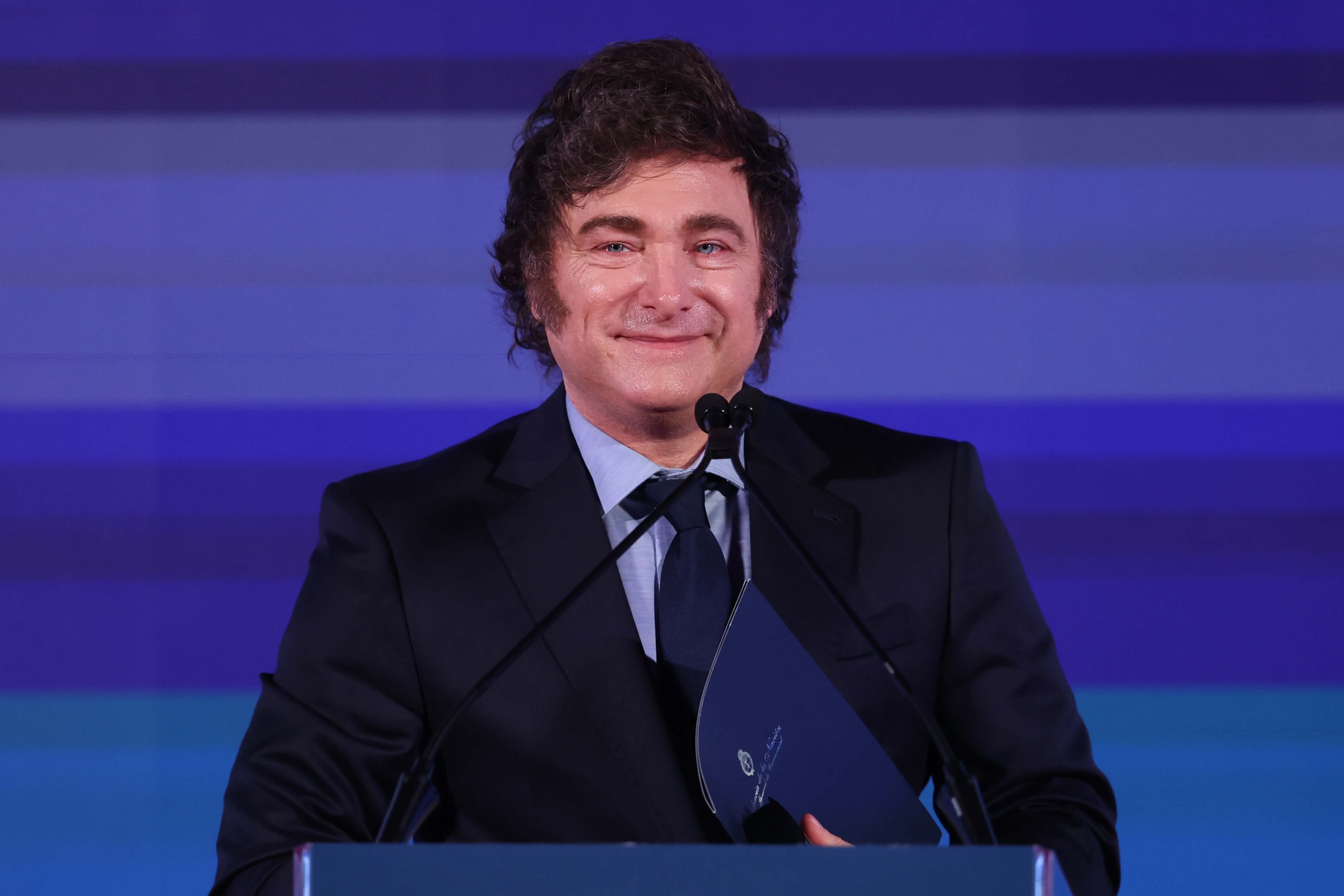 Javier Milei impulsa reforma a la Ley de Glaciares para liberar US$40. ...